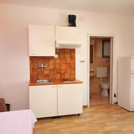 Apartamento Jezera 5120b Tisno