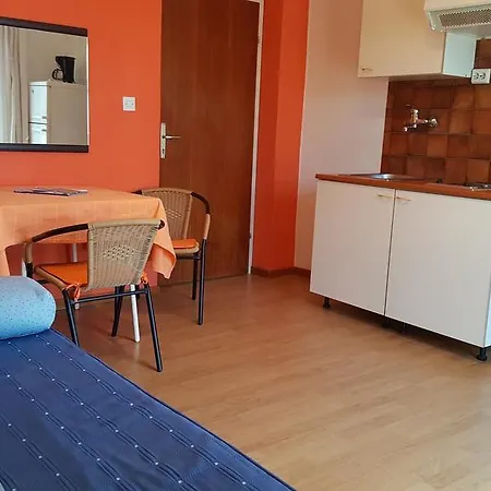 Jezera 5120b * Tisno